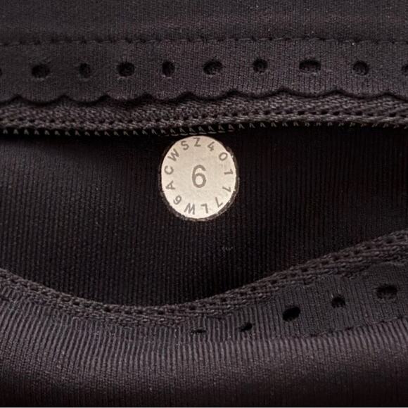 Lululemon Size 6 Mind Over Miles Crop (17" ) Leggings
Good Condition - Picture 5 of 8